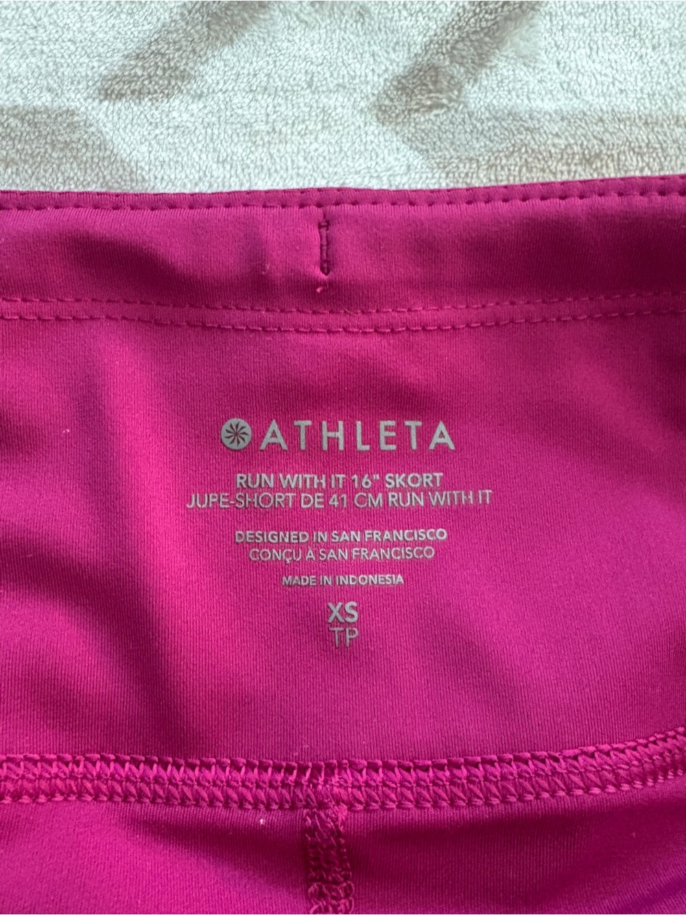 Athleta Women’s Run With It 16” Skort Fuchsia Pink Skort XS - Picture 3 of 5